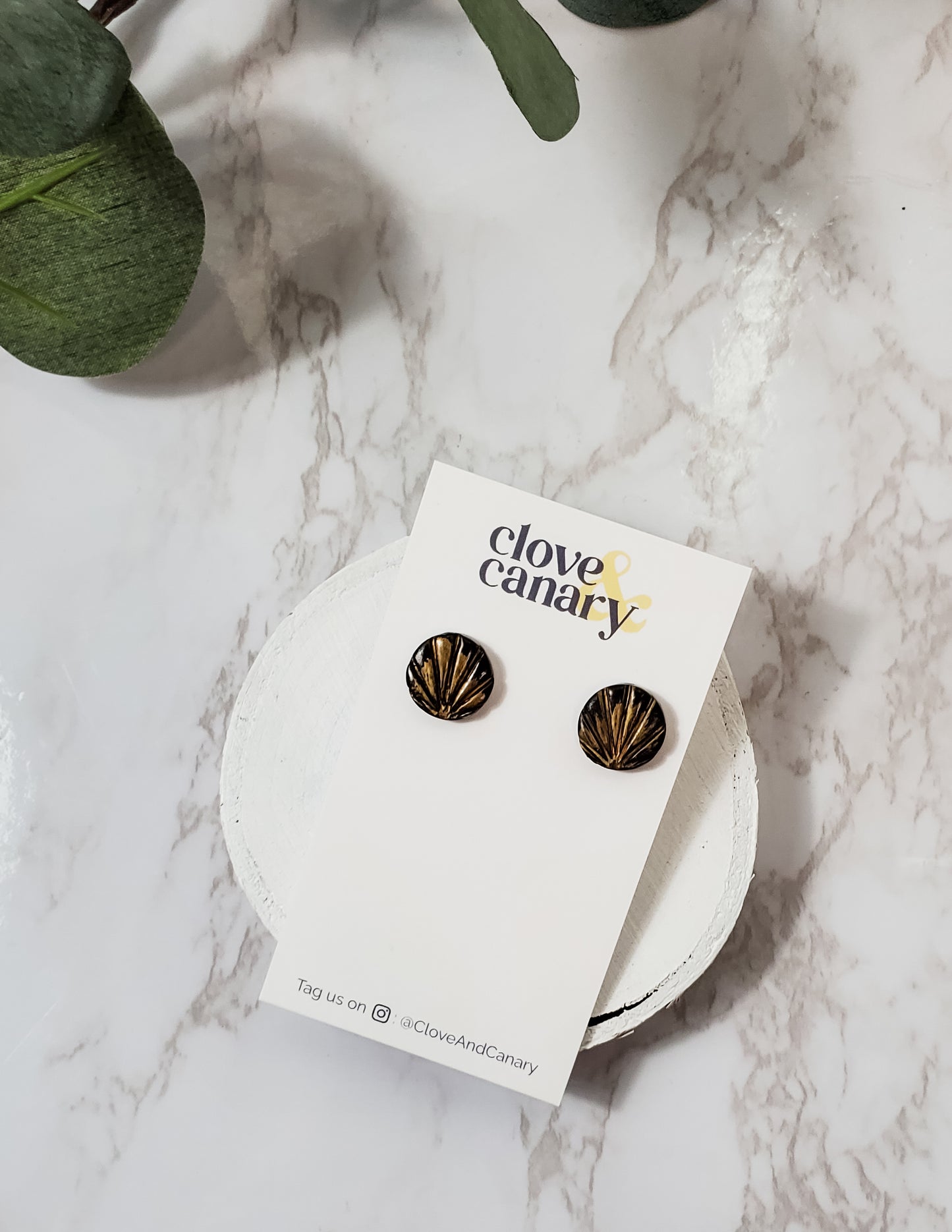 Golden Rays Circle Stud Earrings